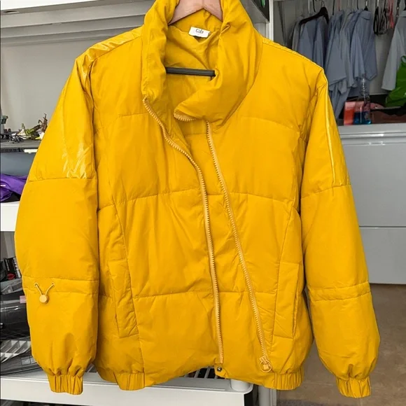 CAbi Mustard Yellow Women's Puffer Jacket - Picture 1 of 4